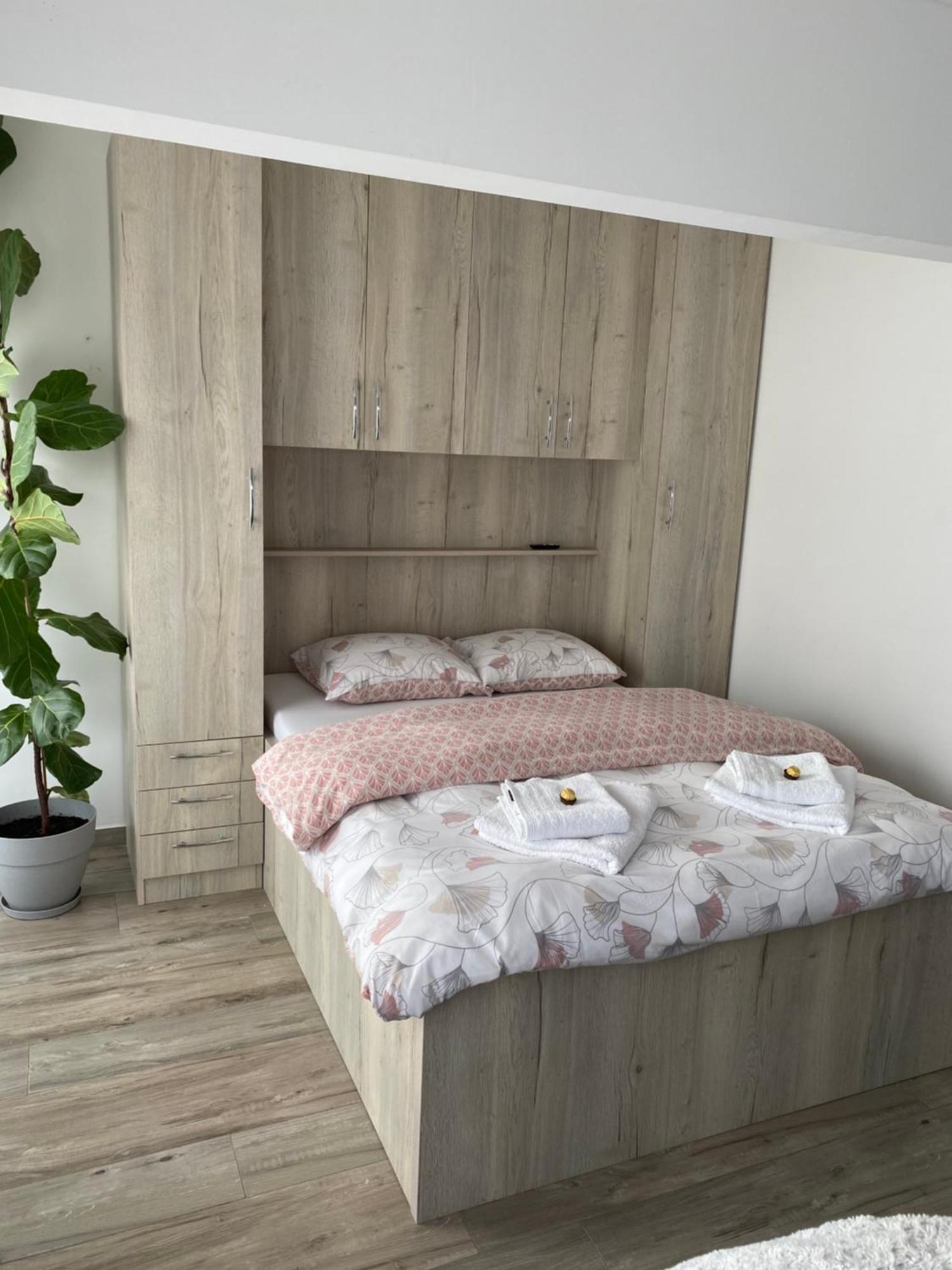 Zwarte Arend Airbnb Anvers Dış mekan fotoğraf